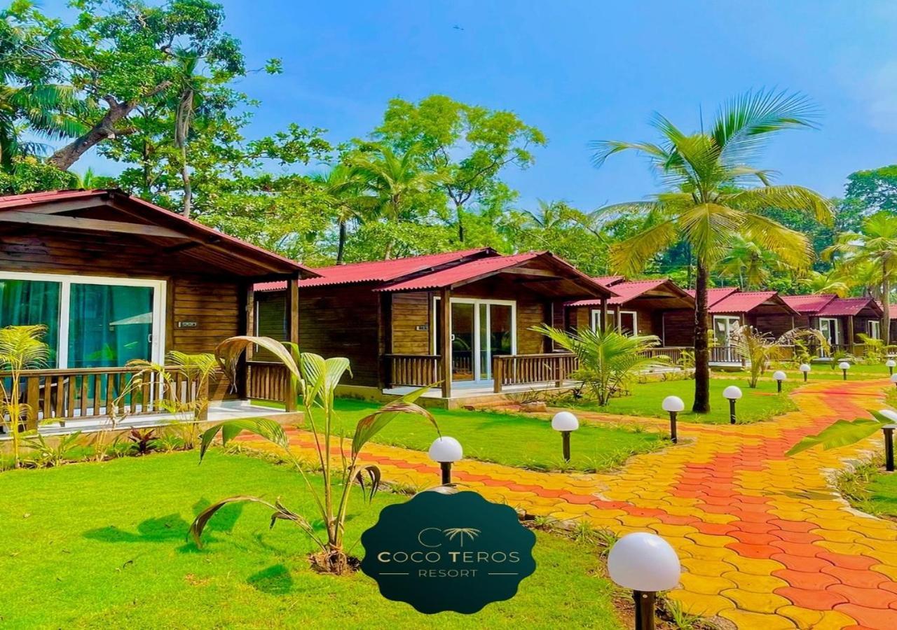 Coco Teros Resort Mandrem Luaran gambar