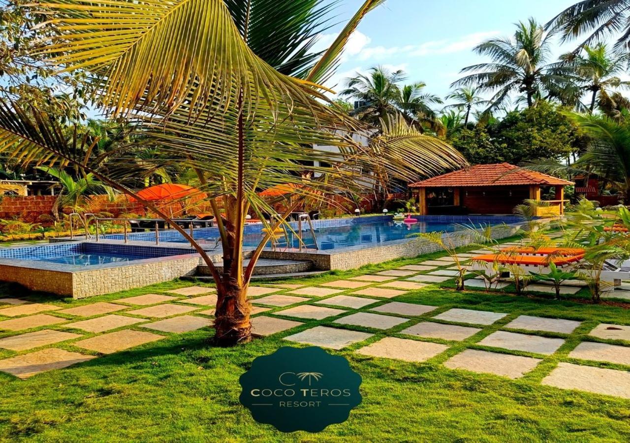 Coco Teros Resort Mandrem Luaran gambar